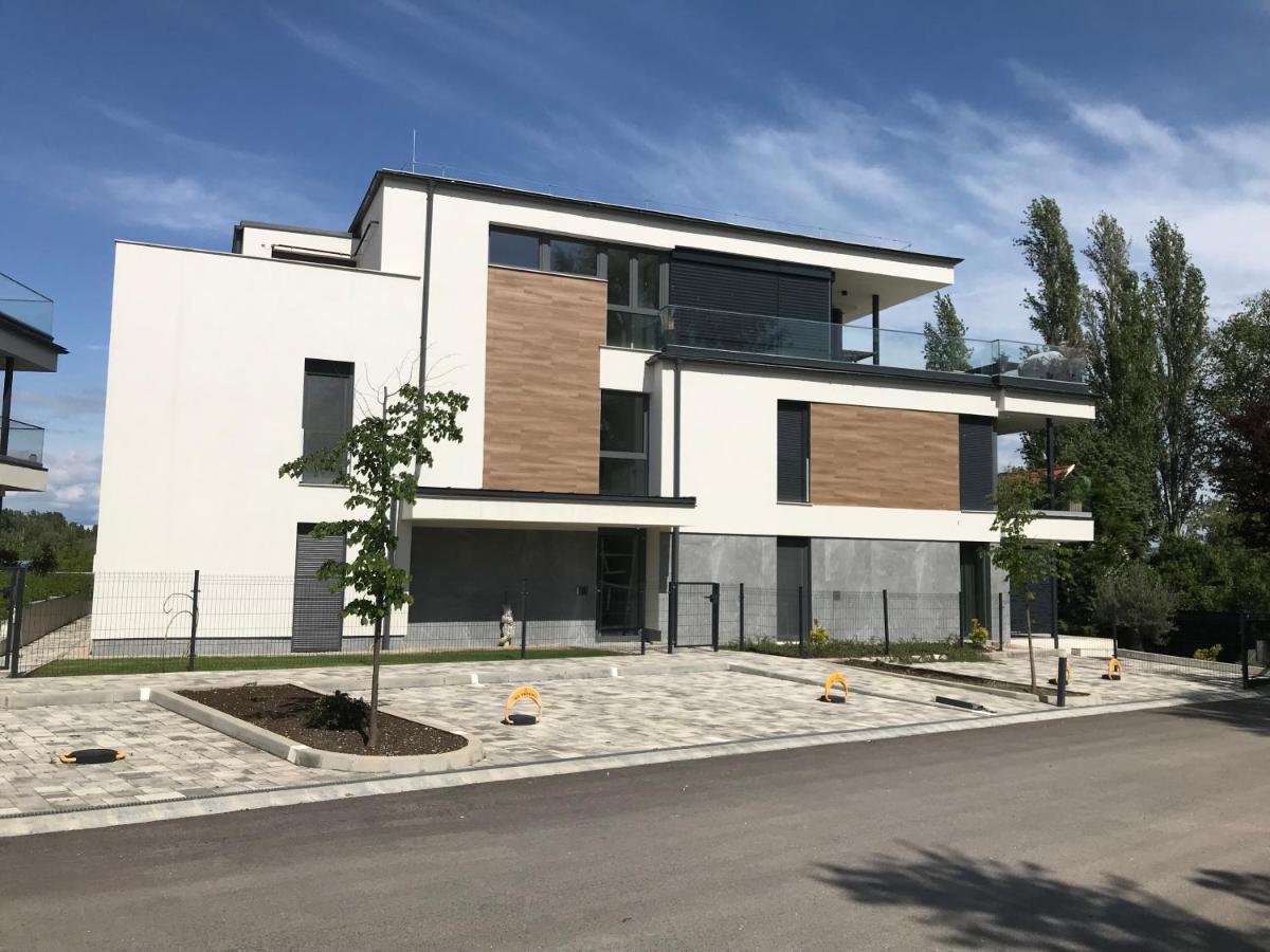 Olive Apartman Alsóörs Buitenkant foto